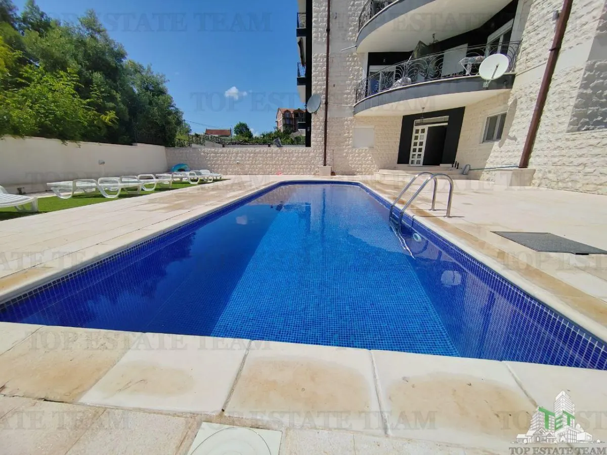 Apartment for Sale in Kotor, Montenegro - foto 8