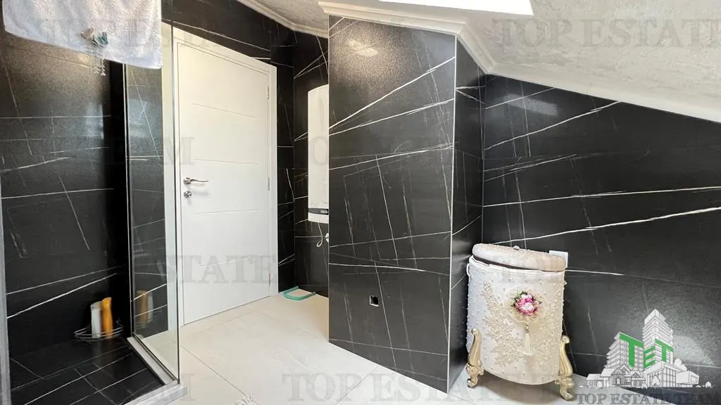 Apartment for Sale in Bar, Montenegro - foto 11