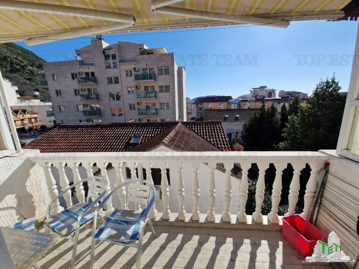 Apartment for Sale in Budva, Montenegro - foto 8