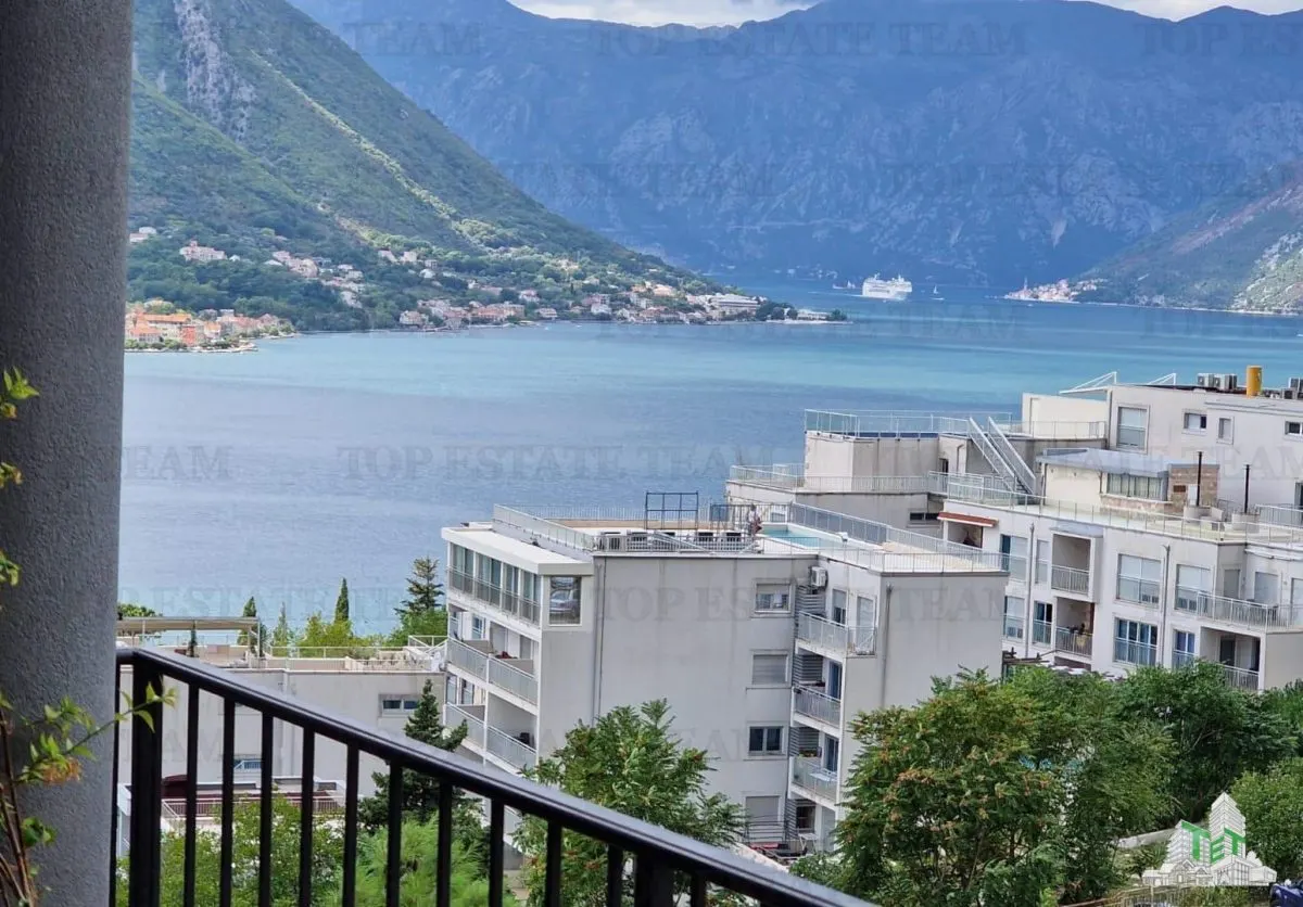 Apartment for Sale in Kotor, Montenegro - foto 1