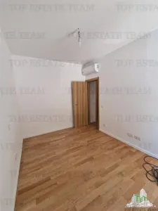Apartment for Sale in Kotor, Montenegro - foto 4