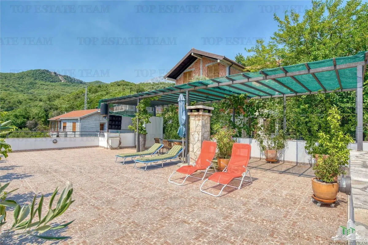 Villa for Sale in Bar, Montenegro - foto 23