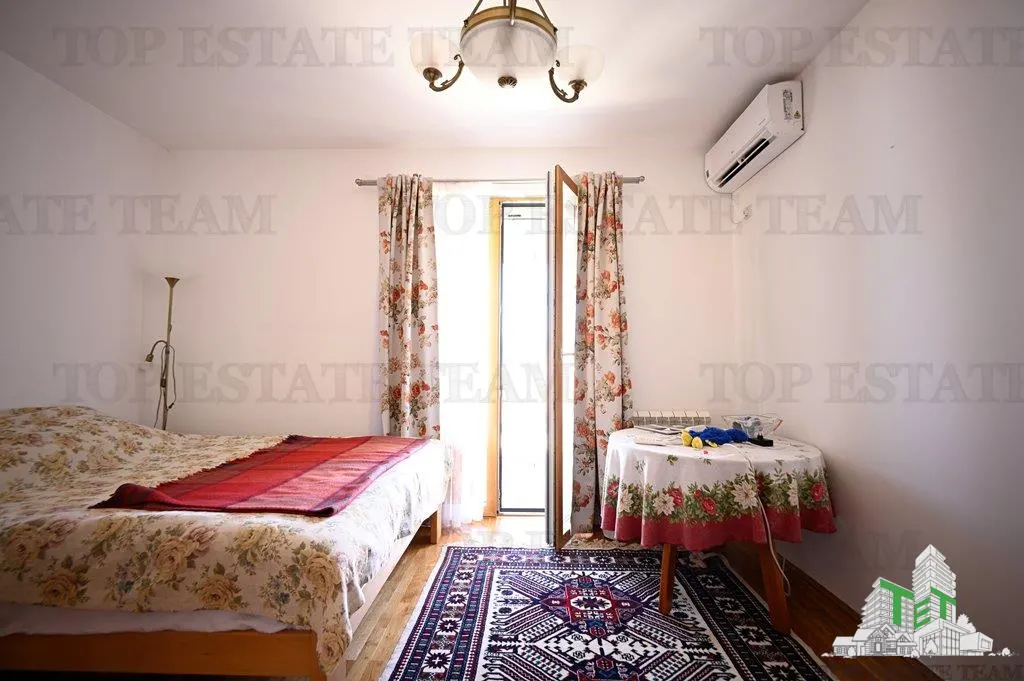 Villa for Sale in Tivat, Montenegro - foto 9