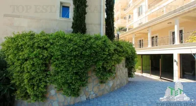 Apartment for Sale in Herceg-Novi, Montenegro - foto 3