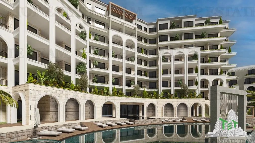 Apartment for Sale in Budva, Montenegro - foto 4