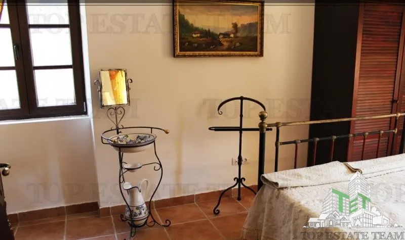 Apartment for Sale in Kotor, Montenegro - foto 2