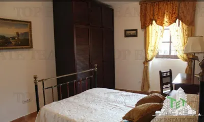 Apartment for Sale in Kotor, Montenegro - foto 4