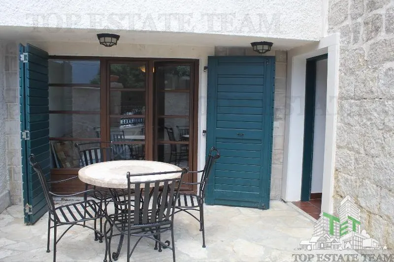 Apartment for Sale in Kotor, Montenegro - foto 9
