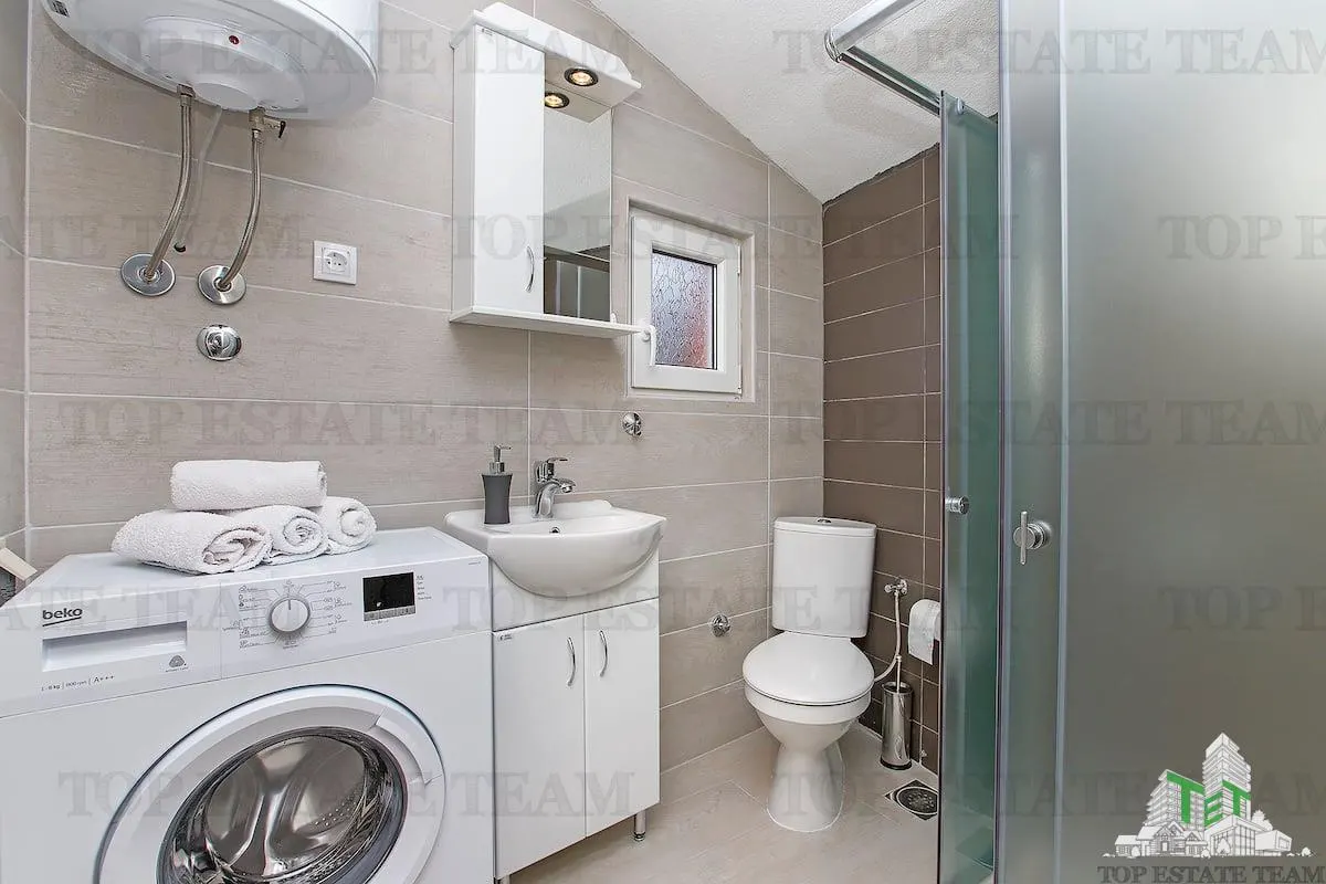 Villa for Sale in Kotor, Montenegro - foto 4