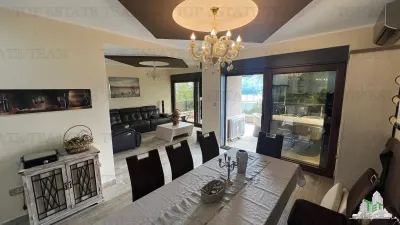 Villa for Sale in Herceg-Novi, Montenegro - foto 2
