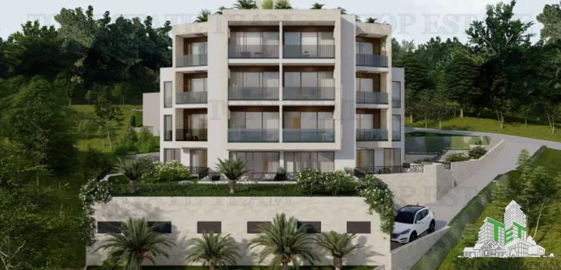 Apartment for Sale in Tivat, Montenegro - foto 3