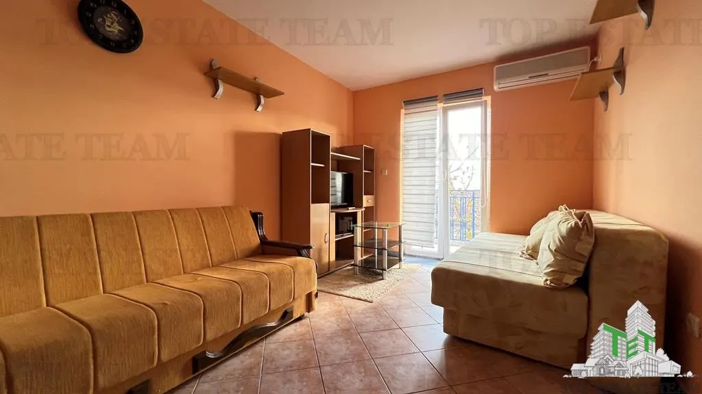 Apartment for Sale in Herceg-Novi, Montenegro - foto 1