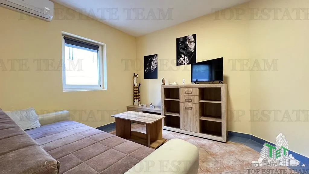 Apartment for Sale in Herceg-Novi, Montenegro - foto 1