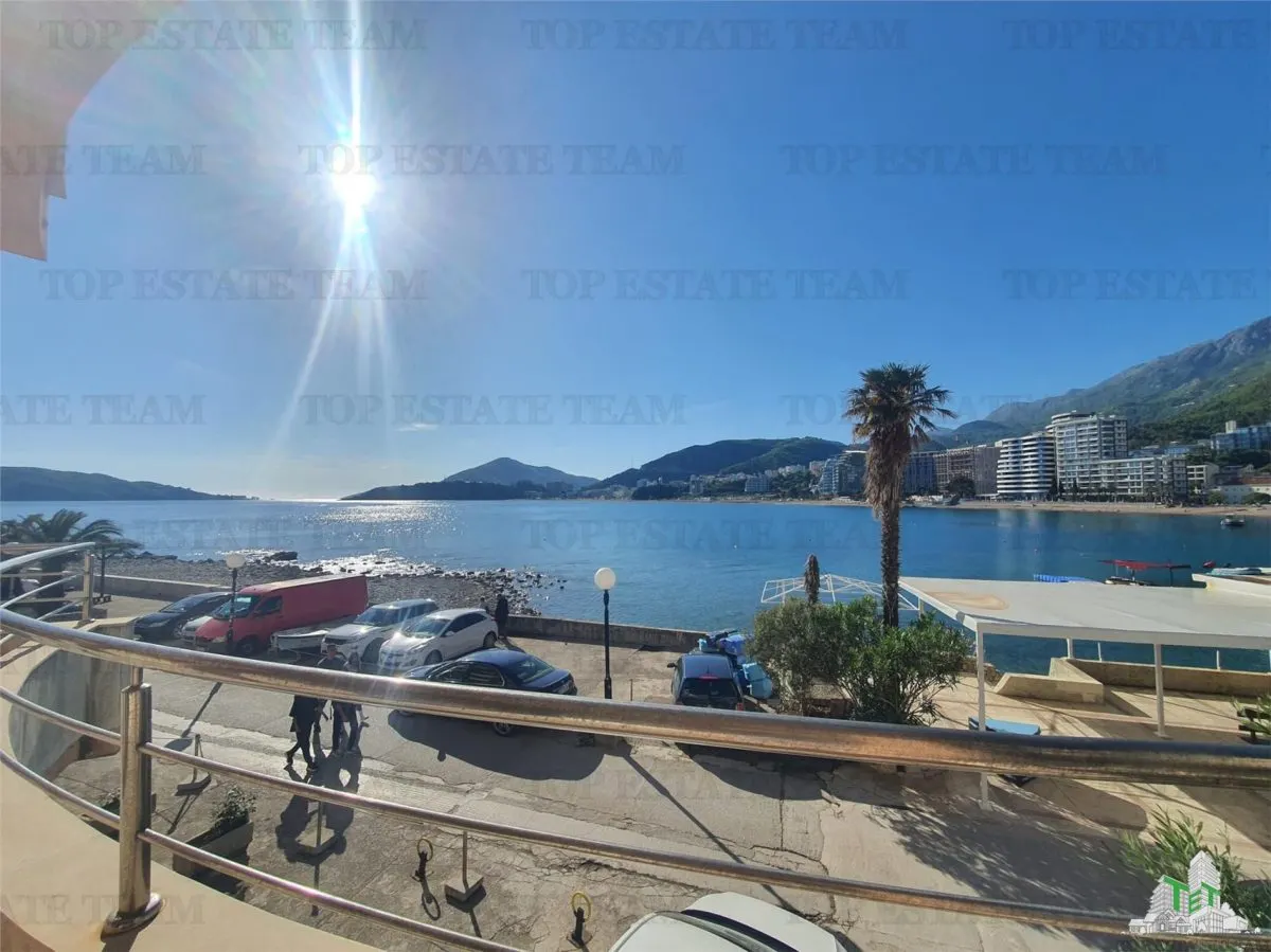 Apartment for Sale in Budva, Montenegro - foto 7